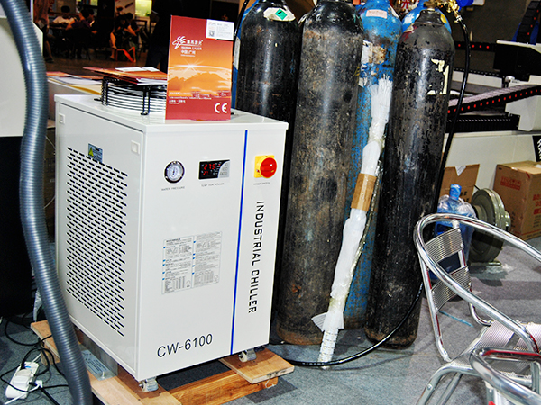 Industrial water chiller CW 6100 for 36kW CNC Spindle